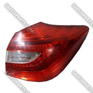 چراغ خطر عقب راست گلگیر جنسیس سدان با شماره فنی 924023M200