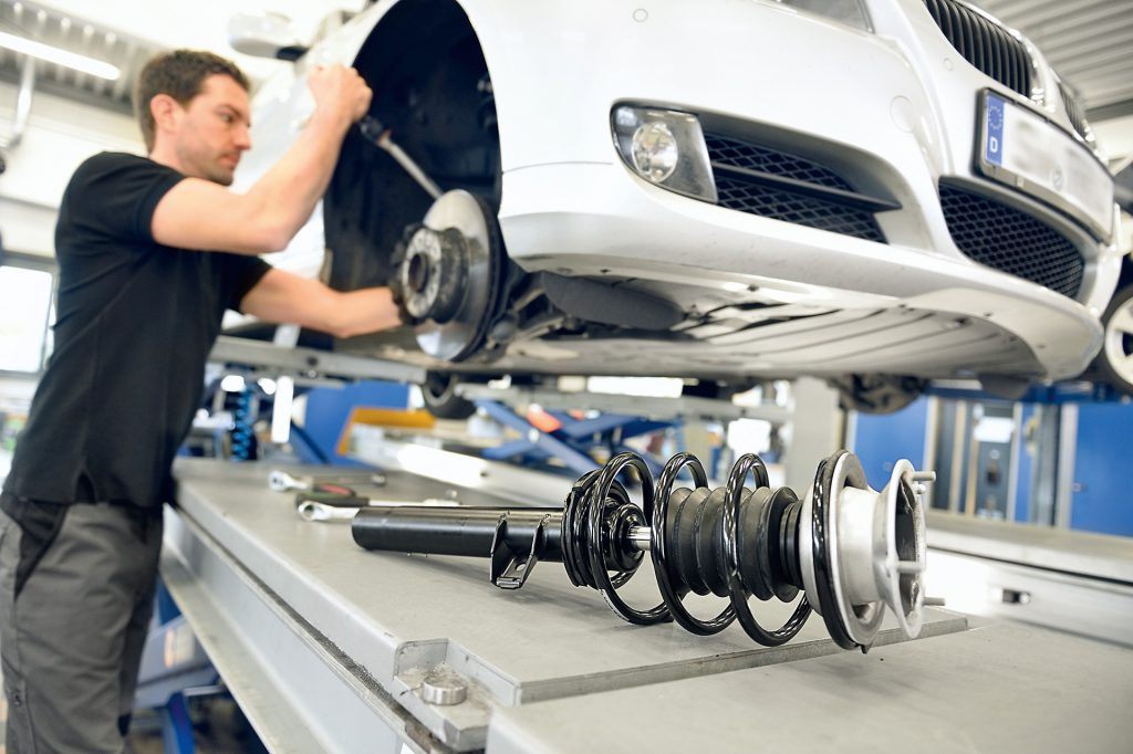 کمک فنر خودرو